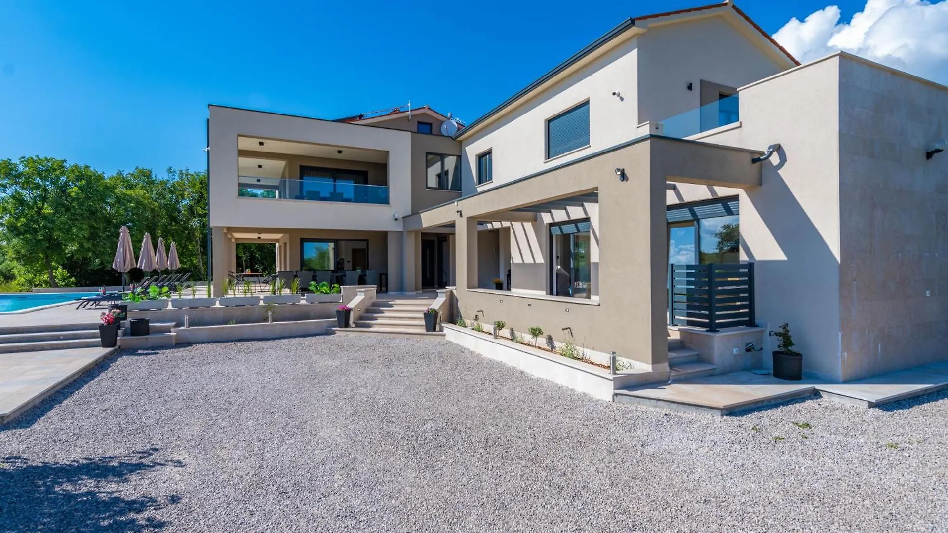 Nyaraló Villa Silente, Modern And Luxurious Villa Hugged By Nature Stalije